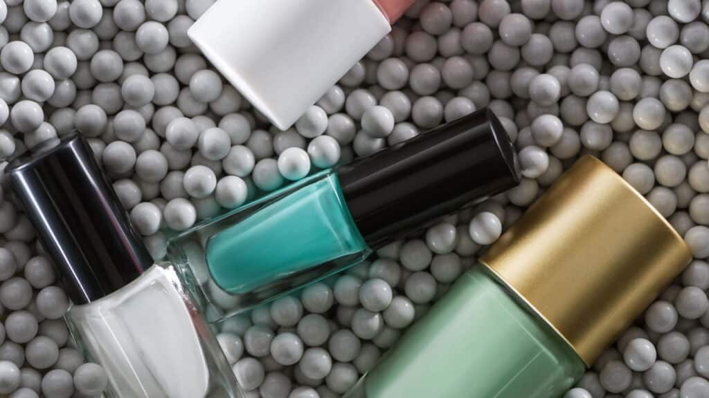 Veja as cores de esmalte sofisticadas que estão conquistando as mulheres em 2025