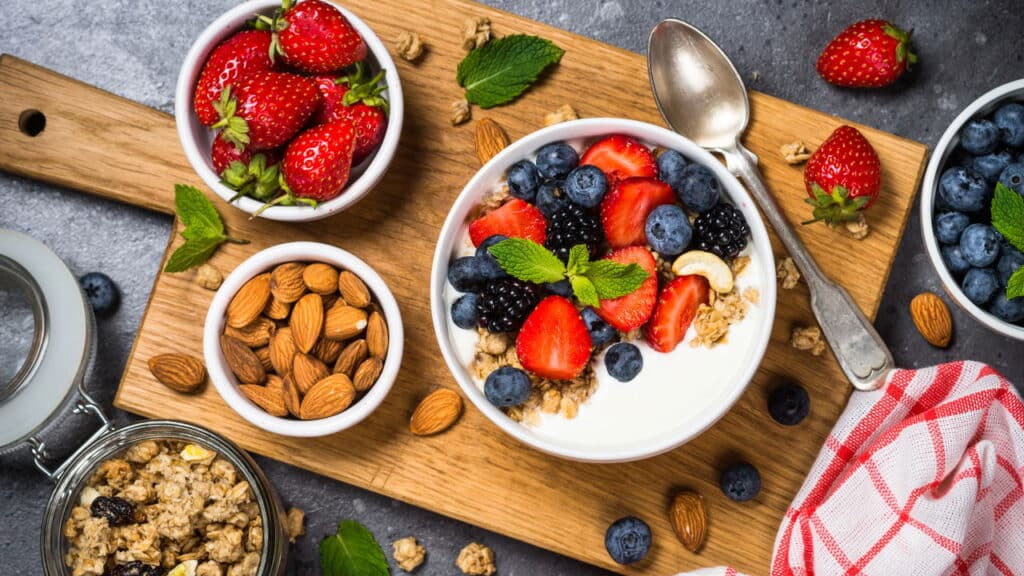 Café da manhã inteligente: alimentos que prolongam a saciedade e aumentam sua energia
