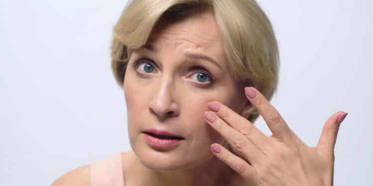 Rugas nunca mais! Conheça o óleo natural que está virando febre entre as celebridades