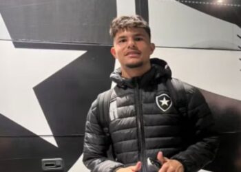 Goleiro Bruninho Samudio realiza sonho e vai jogar na Europa