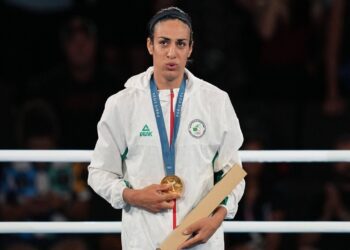 Imane Khelif desiste de torneio após pedido de teste; entenda o caso