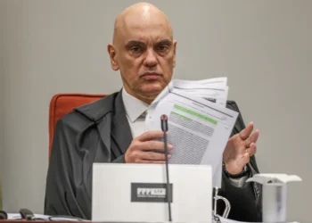 Moraes determina soltura de Gilson Machado e ex-ministro deixa prisão no Recife
