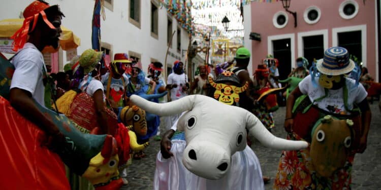 Imagem de Bumba Meu Boi - Créditos: depositphotos.com / joasouza