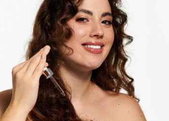 Top 3 melhores produtos naturais para hidratação e definição de cabelos cacheados