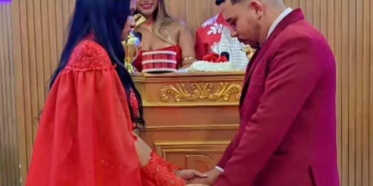 Ritual luciferiano no RJ inclui cortejo com cavalo e homenagens a entidade feminina