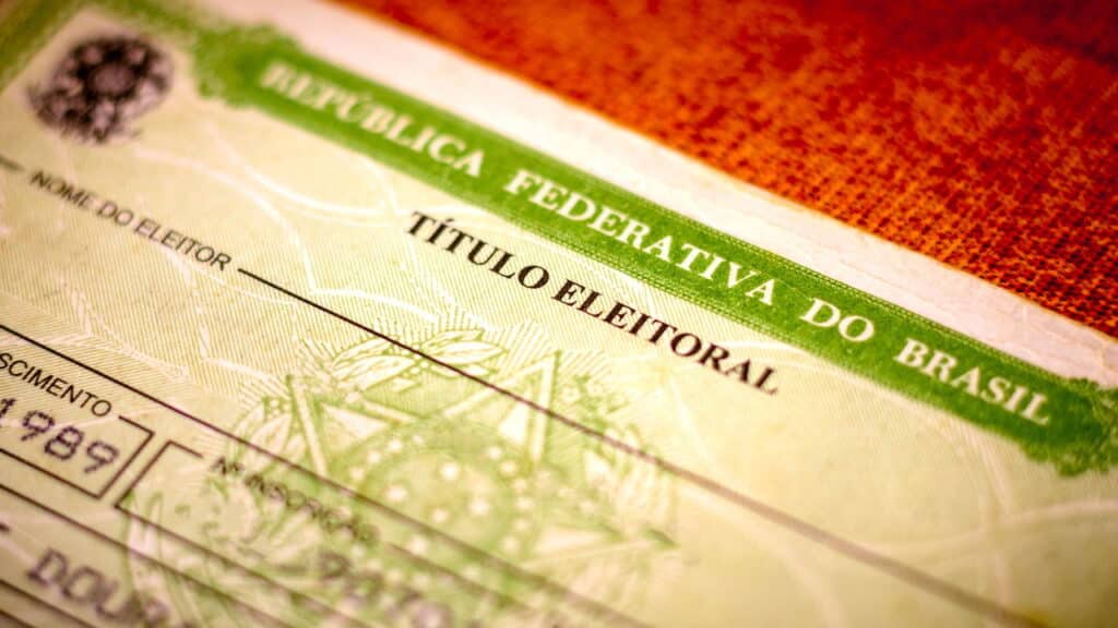 Governo emite alerta para quem ainda usa a carteira de identidade antiga!