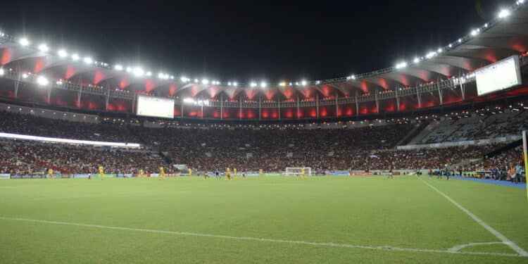 Bilionário da Ferrari compra clube da Série A!