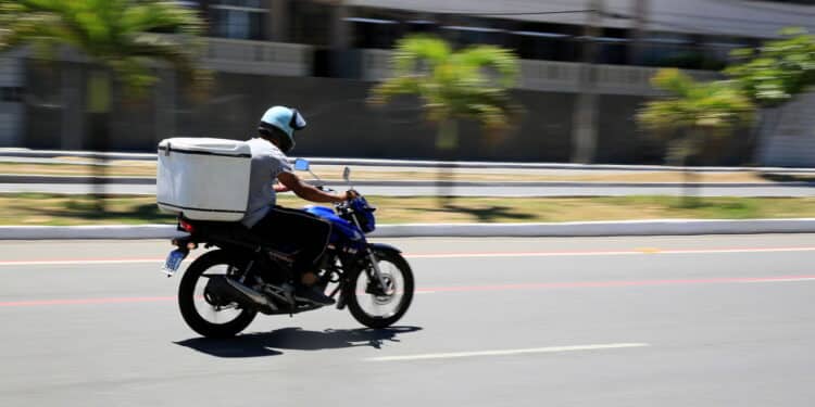 Delivery - Créditos: depositphotos.com / joasouza