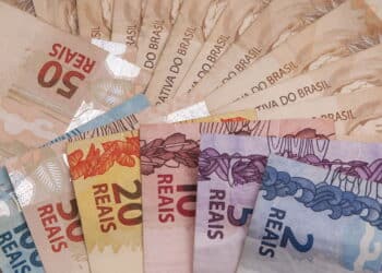 Novo salário mínimo vai impactar milhões de brasileiros com ganho real inédito!