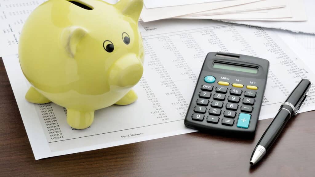 Os melhores truques para economizar no dia a dia sem esforço!
