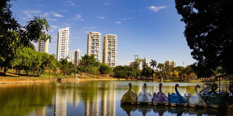 A cidade mais espírita do Brasil fica em Goiás e atrai multidões!