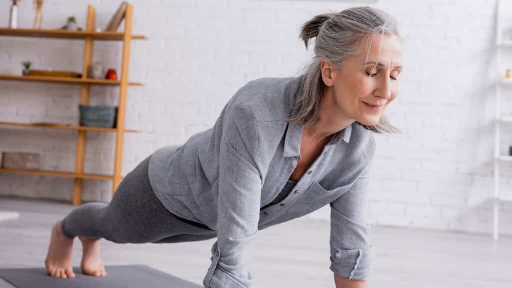 Os melhores exercícios para mulheres acima dos 40 que querem mais saúde!