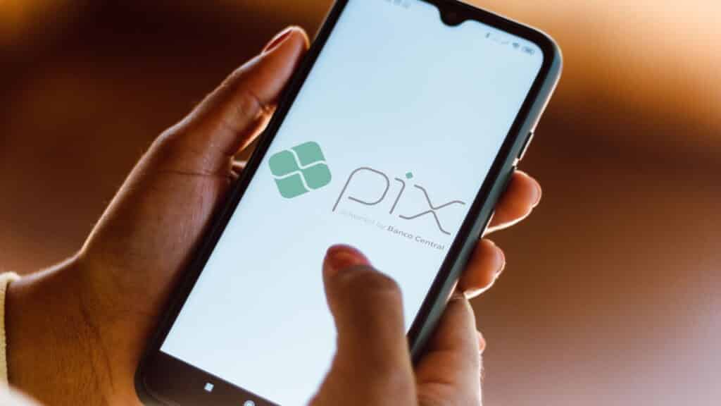 O golpe do pix que viralizou no Kwai já fez centenas de vítimas!