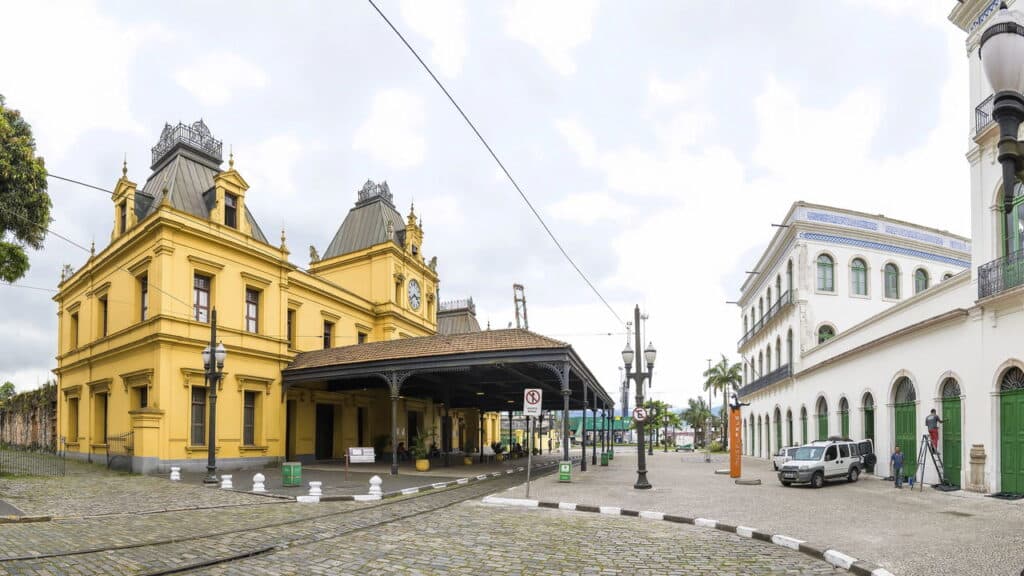 A cidade litorânea que virou sonho de consumo dos paulistas!