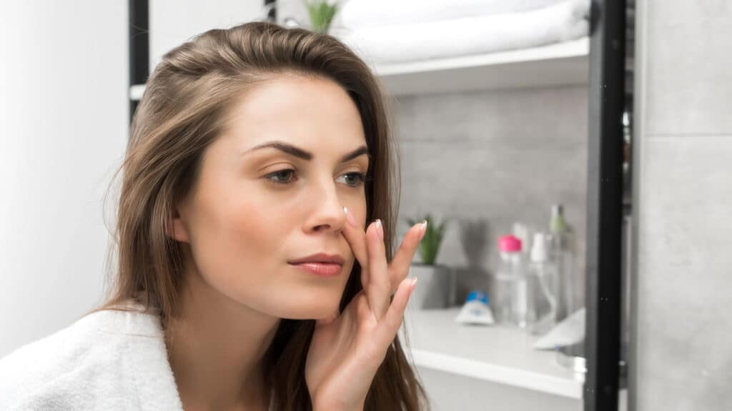 Rotina mais eficaz de skincare em 2025 para todos os tipos de pele!