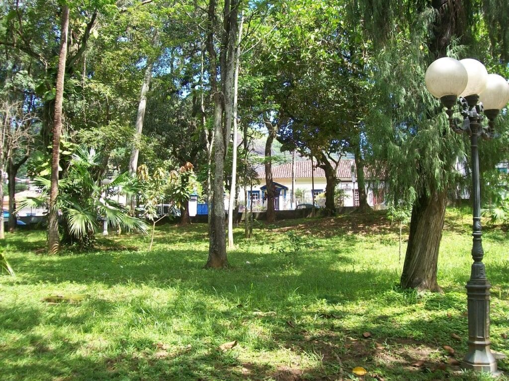 A cidade tranquila que virou destino favorito dos brasileiros!