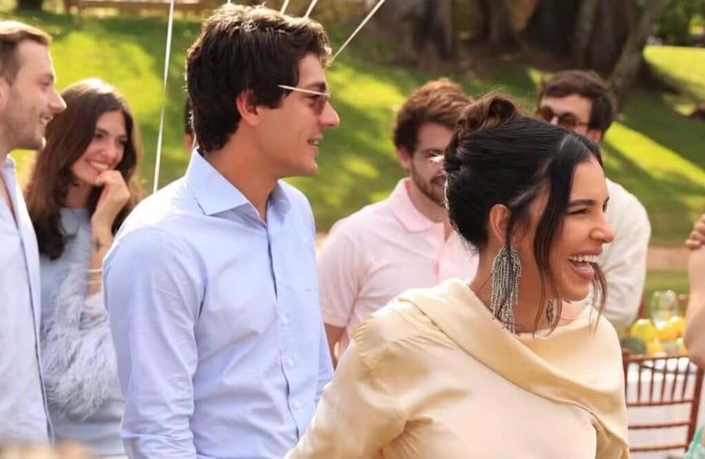 Como foi o chá revelação de Mariana Rios?