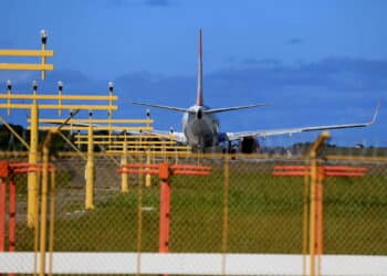 Anac barra expansão da Aerolíneas Argentinas no Brasil por irregularidades