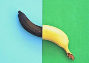 Banana envelhecendo. Créditos: depositphotos.com / maddas.