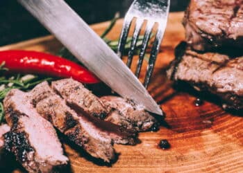 Como fazer um churrasco gostoso sem gastar muito