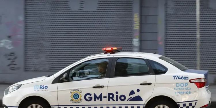 STF cobra explicações do Rio sobre guarda armada com contratação temporária
