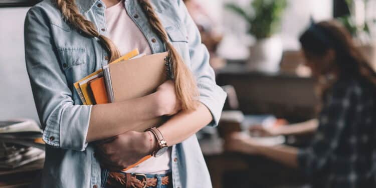 Aluna será indenizada por faculdade particular após não conseguir estágio