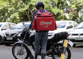 iFood corrige erro e pede que usuários atualizem o aplicativo