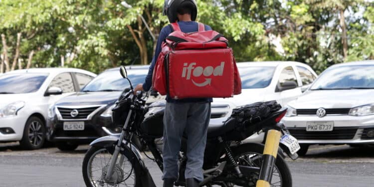 iFood corrige erro e pede que usuários atualizem o aplicativo