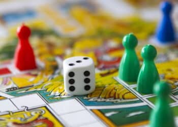 Jogos de tabuleiro como opção para reduzir o tempo de tela