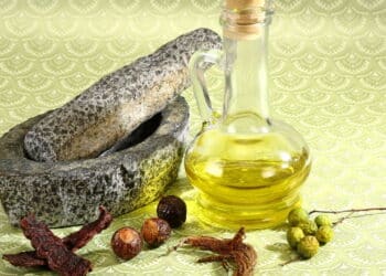 O melhor óleo vegetal para o cabelo forte e com brilho natural!