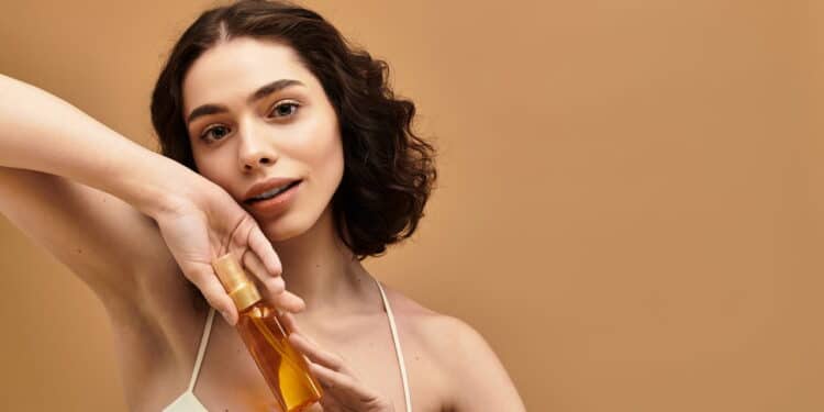 É o fim do frizz e fios sem vida, 5 óleos que rejuvenescem o cabelo e devolvem o brilho perdido