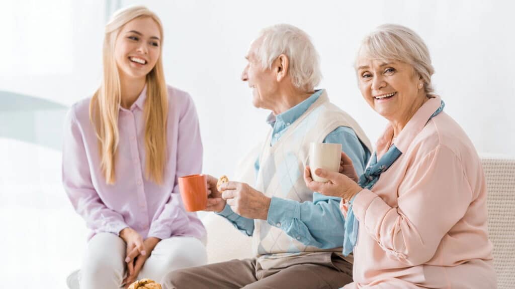 Como cuidar de pais idosos sem perder sua saúde mental!