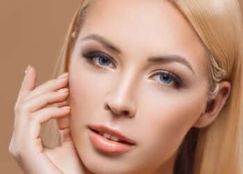 O segredo dos especialistas de como ter pele e cabelo impecáveis com os ingredientes mais inovadores!