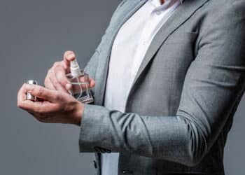 POs perfumes mais elogiados por homens elegantes com mais de 40