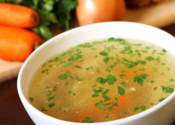 Sopa cura resfriado? Mito ou verdade?