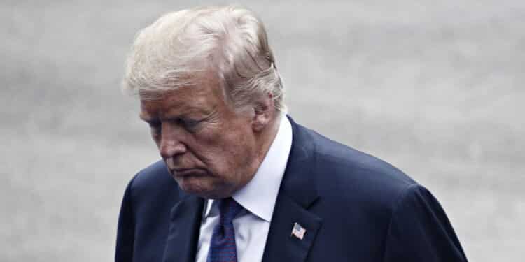 Trump mobiliza Guarda Nacional para conter protestos pró-imigração em Los Angeles