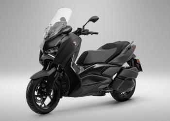 XMAX 300 Connected -