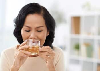 Veja o melhor chá caseiro para gripe e inflamação que você precisa conhecer hoje