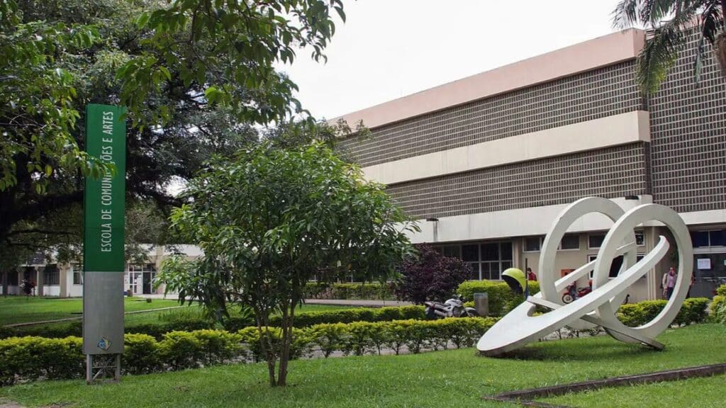 USP abre mais de 7 mil vagas em cursos online gratuitos; veja como se inscrever