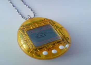 Você teve um Tamagotchi? Saiba quanto essa relíquia pode valer hoje