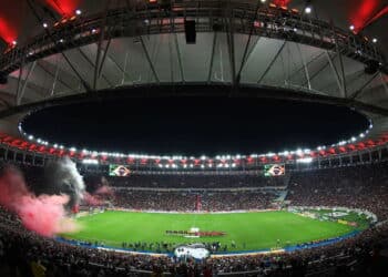 Nova camisa vazada do Flamengo surpreende torcedores; veja as imagens