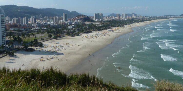 Conheça o paraíso escondido no litoral de SP que faz sucesso o ano todo entre os turistas