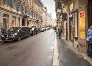 Esta é a rua mais cara do mundo e o preço do aluguel causa espanto