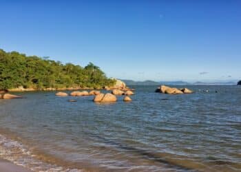 Essas praias 'secretas' em SC são perfeitas para quem quer fugir do óbvio; veja