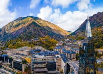 Turismo: saiba os 15 destinos mais superlotados do mundo e repense suas férias; veja lista
