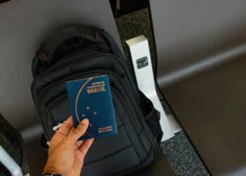 Vai ficar nos EUA após o fim do visto? Governo americano envia alerta urgente; entenda