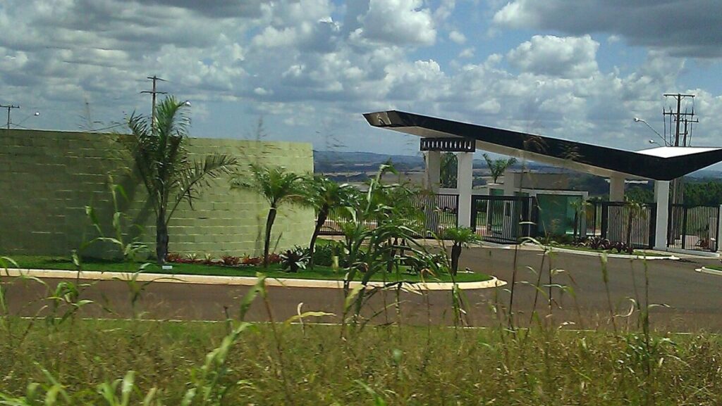 Arapongas – Créditos: commons.wikimedia.org