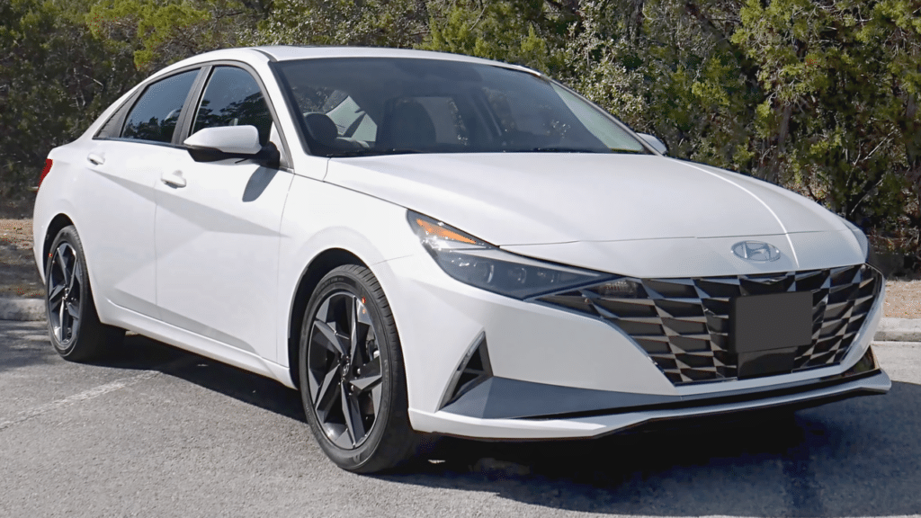 Hyundai Elantra - Créditos: Wikimedia Commons