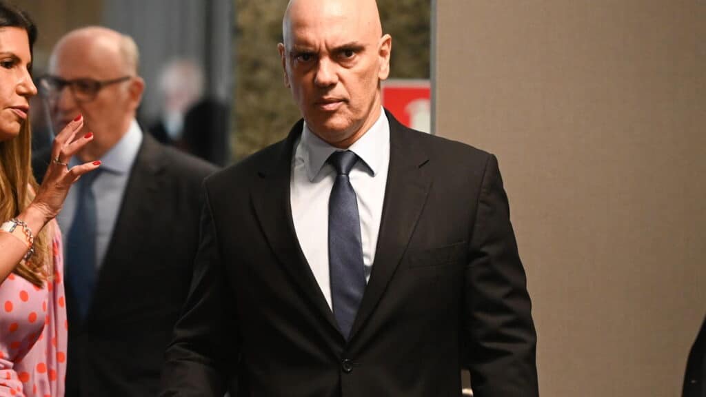 Por que os Estados Unidos revogaram vistos de Moraes e aliados?