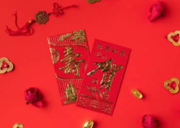Segredo milenar por trás do envelope vermelho chinês